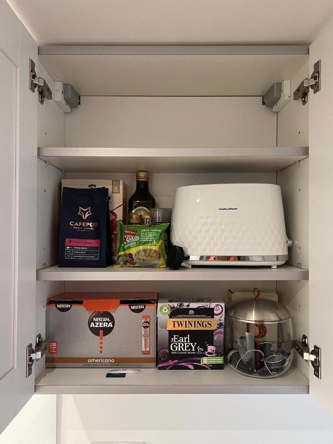 Well-Positioned Studio Flat London Eksteriør billede