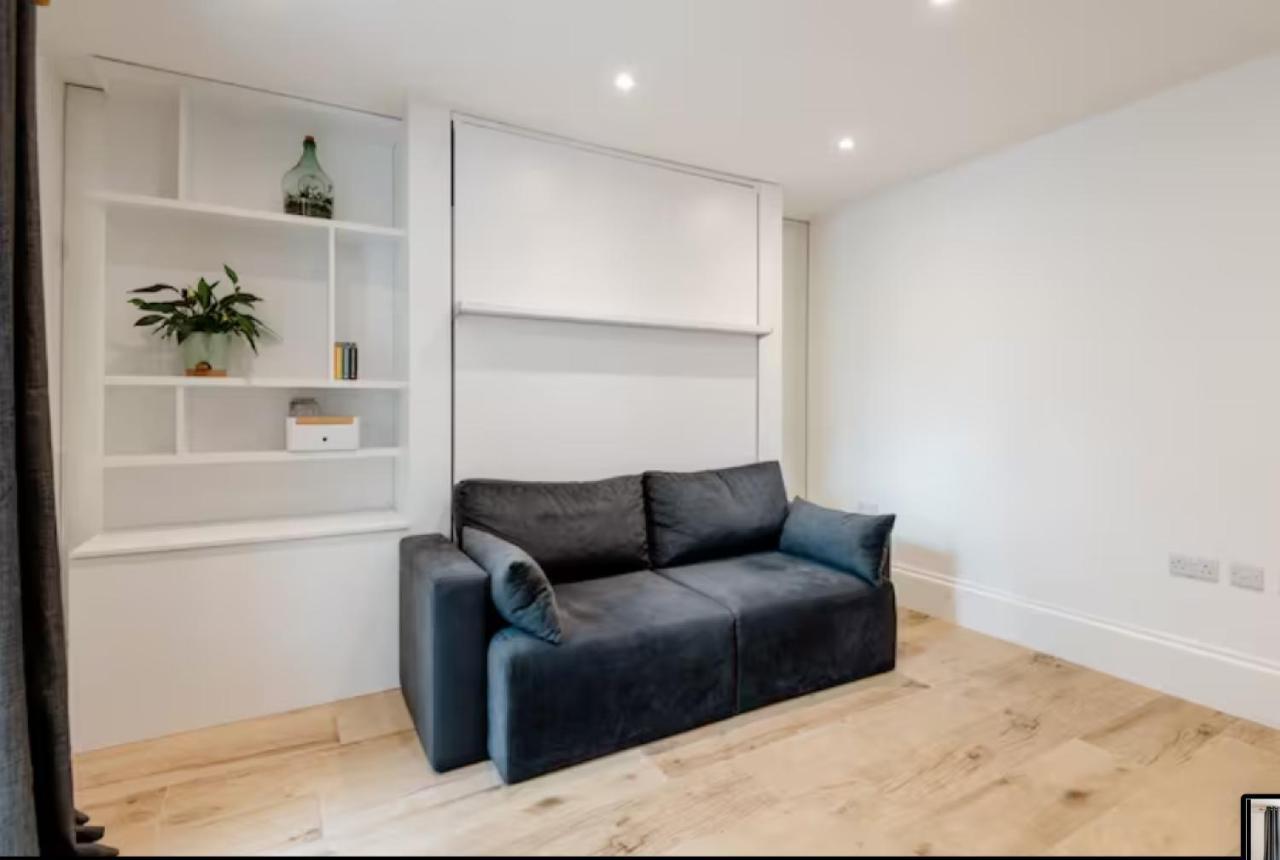 Well-Positioned Studio Flat London Eksteriør billede